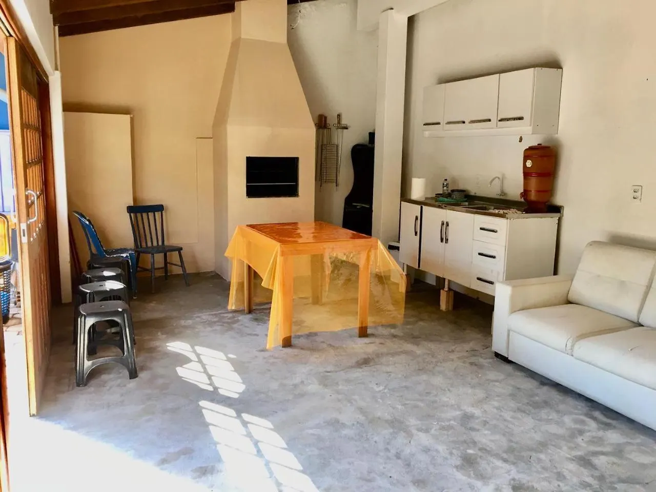 Semesterbostad Biocasa Com Piscina A 1 Quadra E Meia Da Praia Imbituba